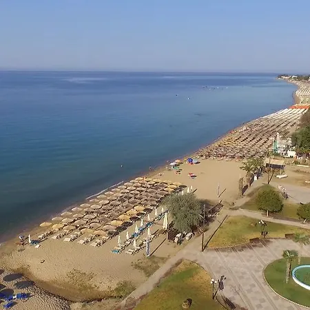 Mavridis *