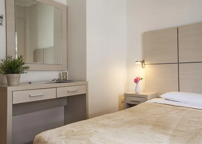 Mavridis * 弗洛伊塔